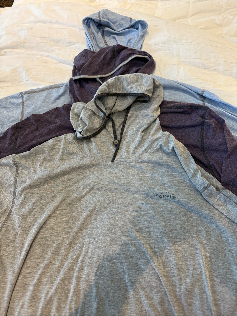 Lot of 3 Orvis Trout Bum Men’s performance hoodies spf50. Size XL